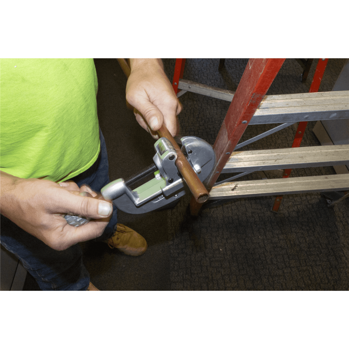 Reed Tubing Cutter, 2.125 Capacity