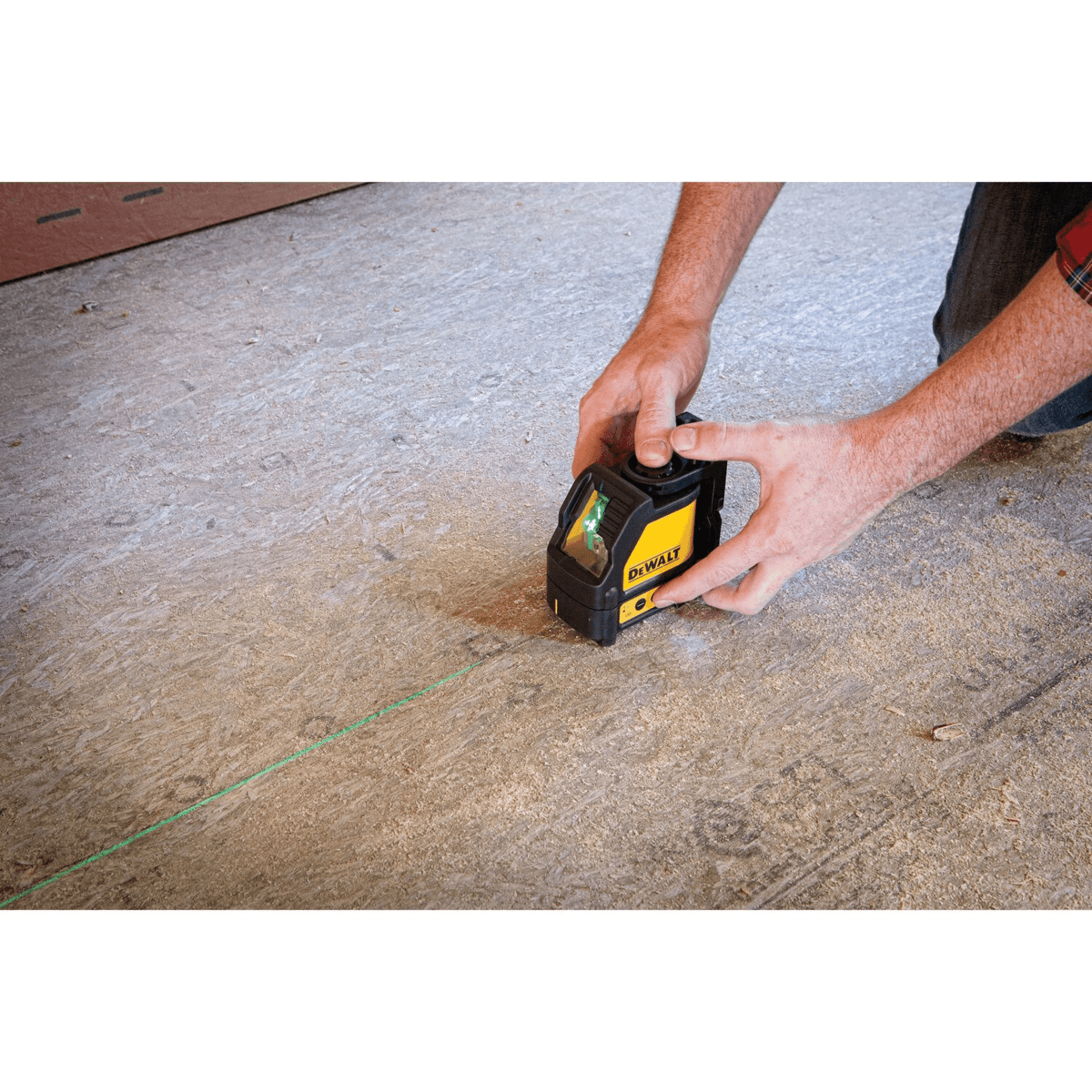 DEWALT Green Cross Line Laser