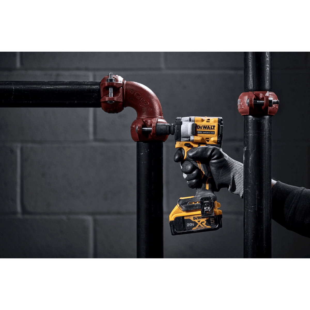 DEWALT 20V MAX Impact Wrench w/ 5.0Ah Batteries, 1/2"