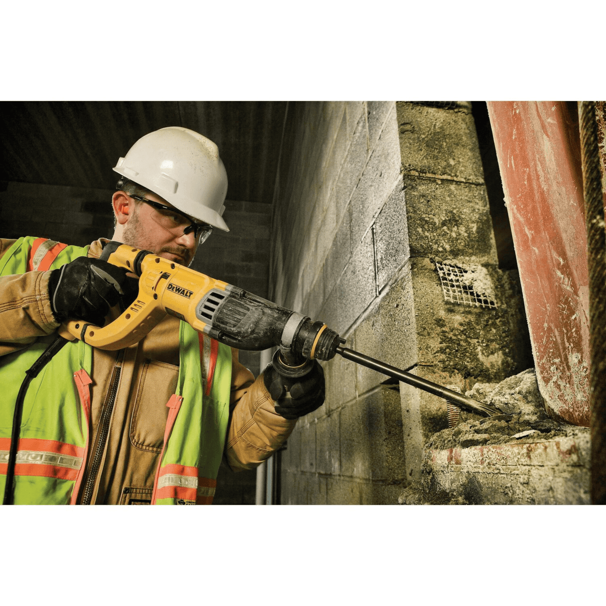 DEWALT D-Handle SDS Hammer Kit, 1-1/8"