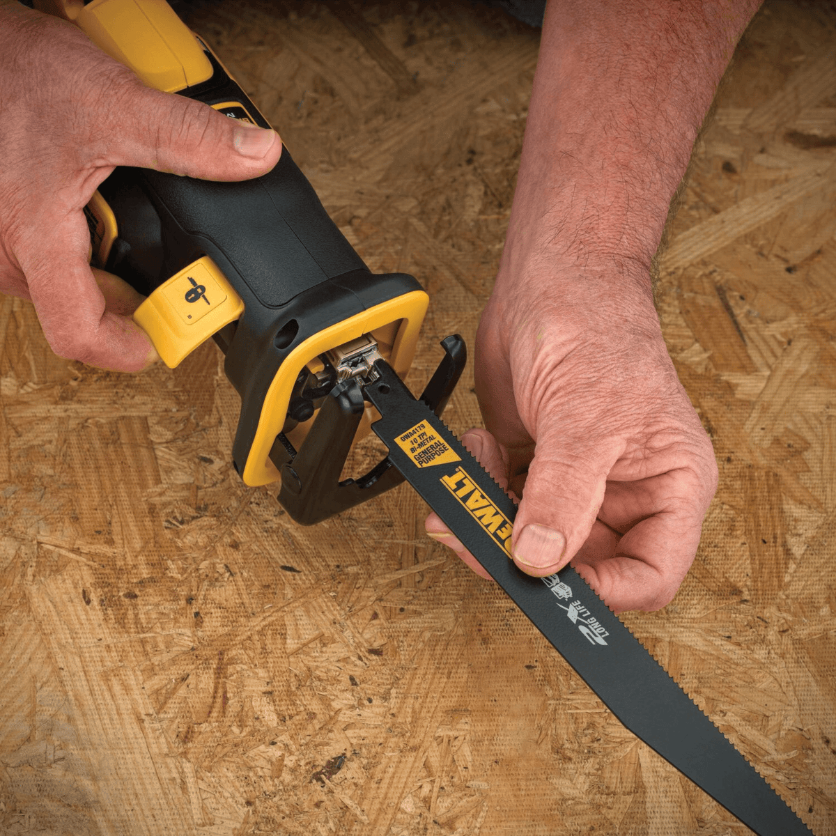 DEWALT 20V MAX XR Brushless Compact Reciprocating Saw, Tool Only