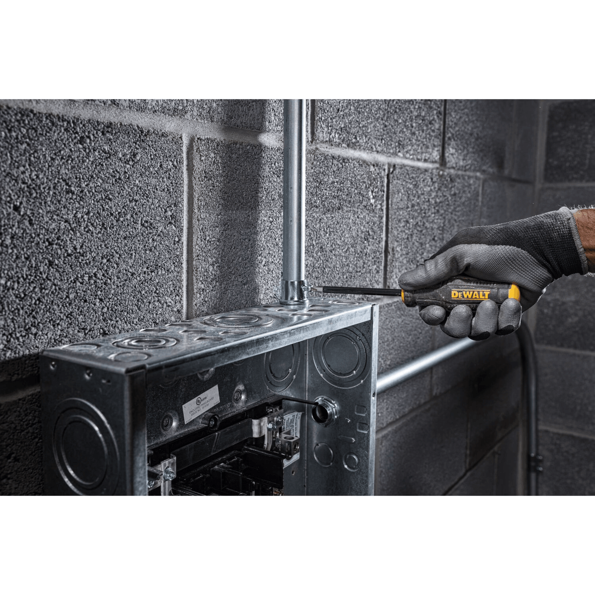 DEWALT TOUGHSERIES 8-Piece Screwdriver Set