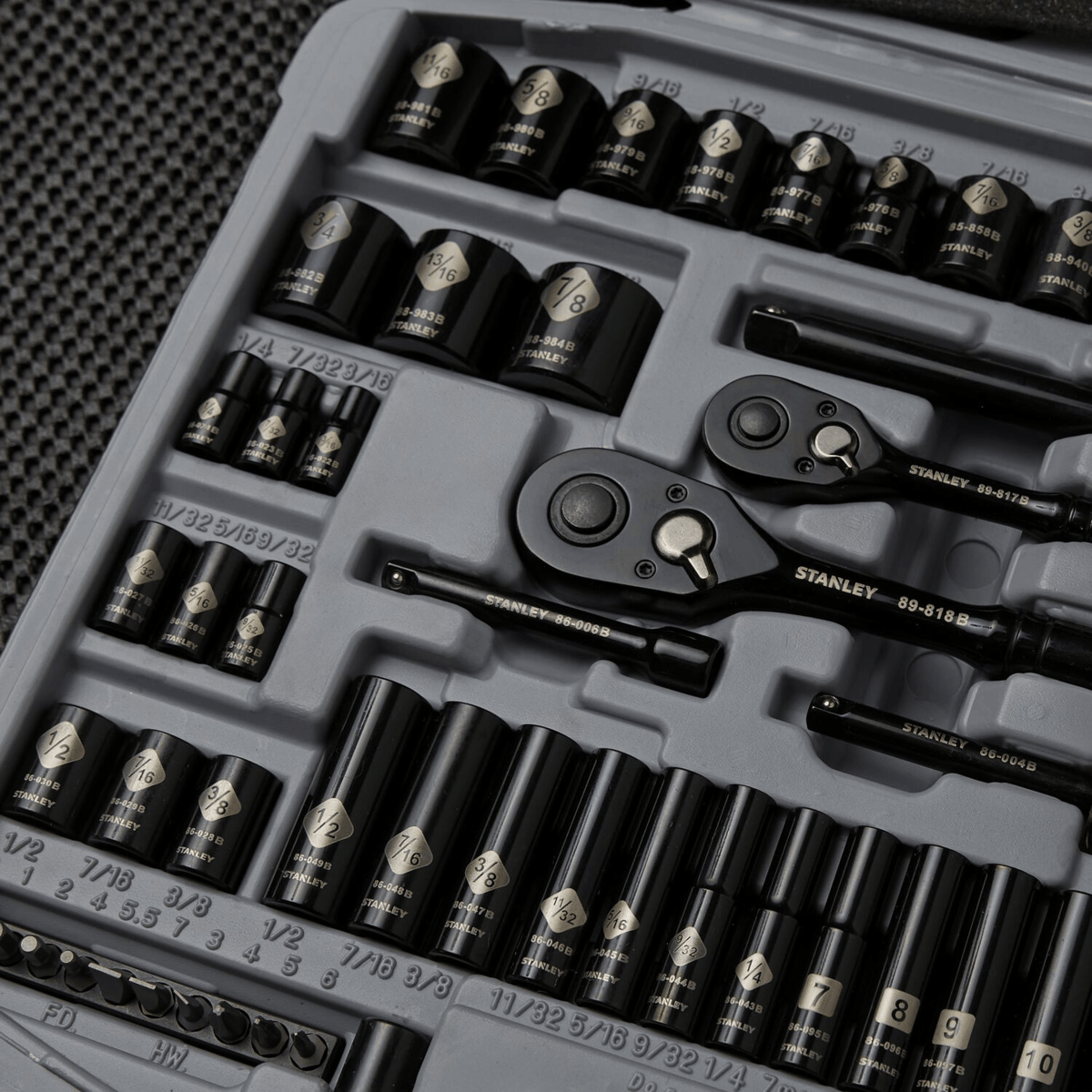 STANLEY 99-Piece Black Chrome Socket Set