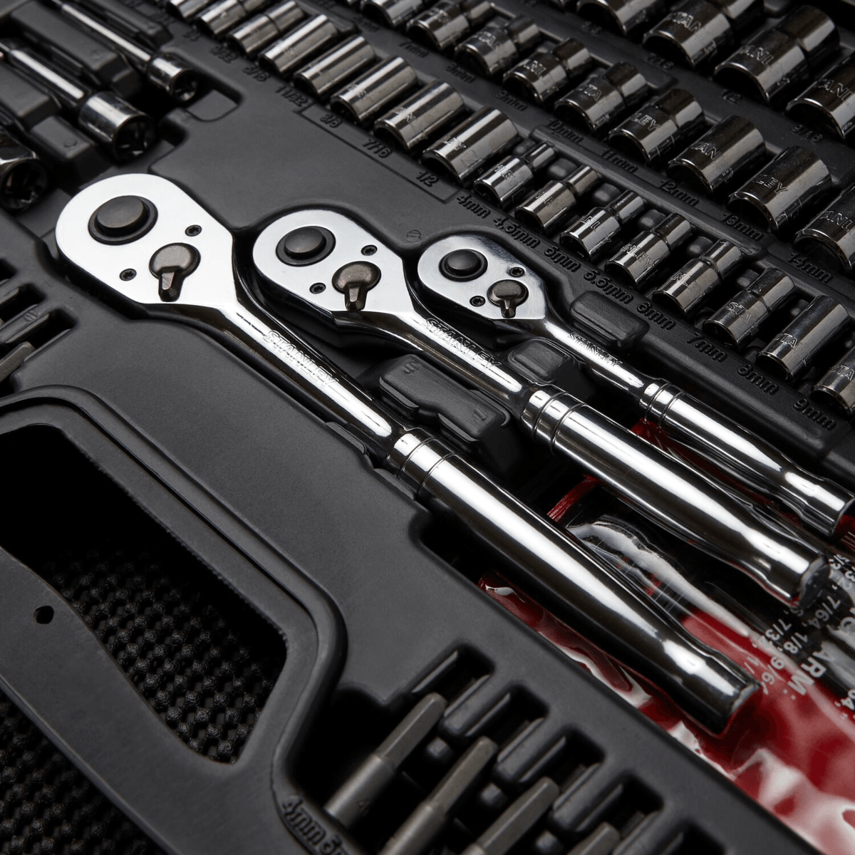 STANLEY 201 Piece Mechanics Tool Set