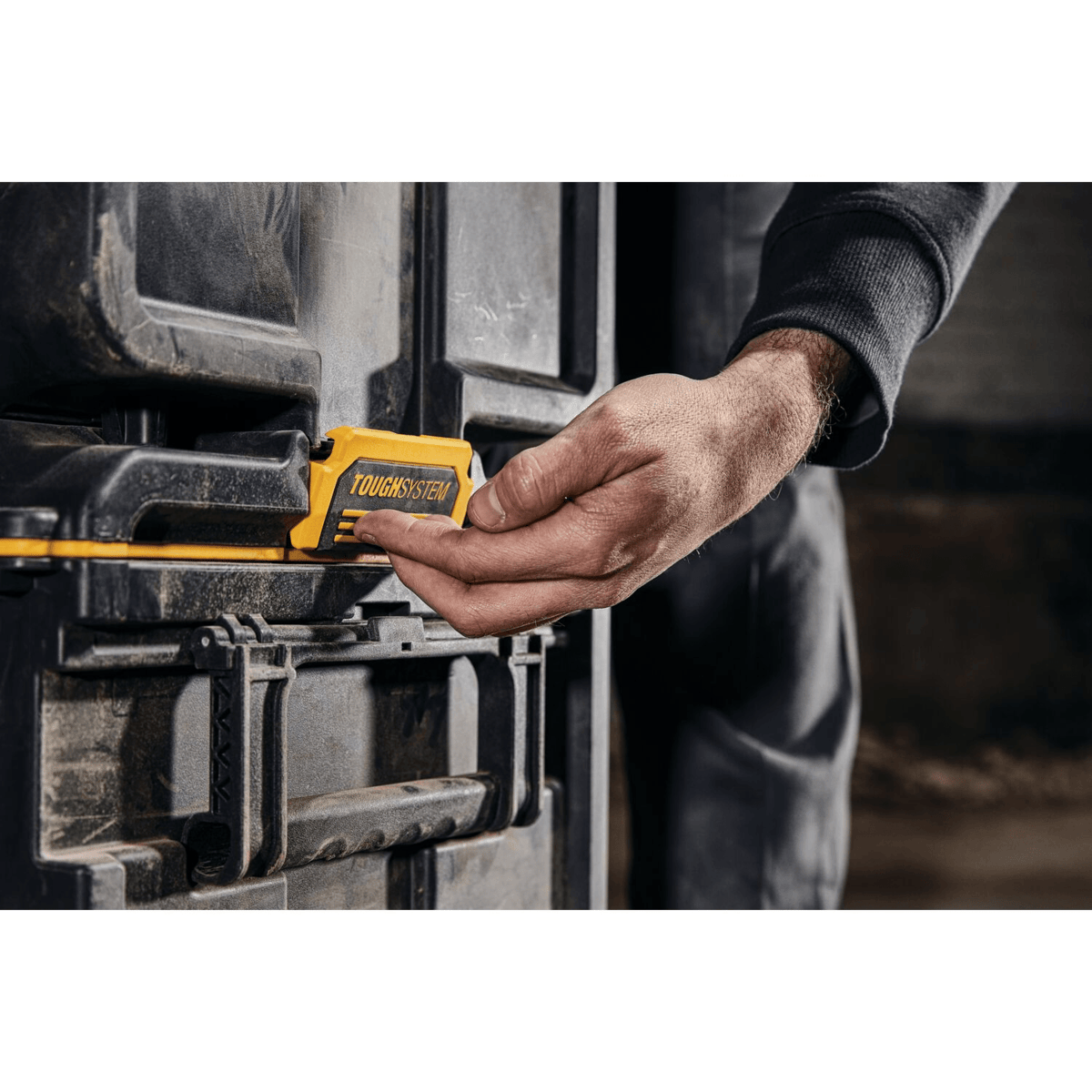 DEWALT Tough System 2.0 Rolling Tower
