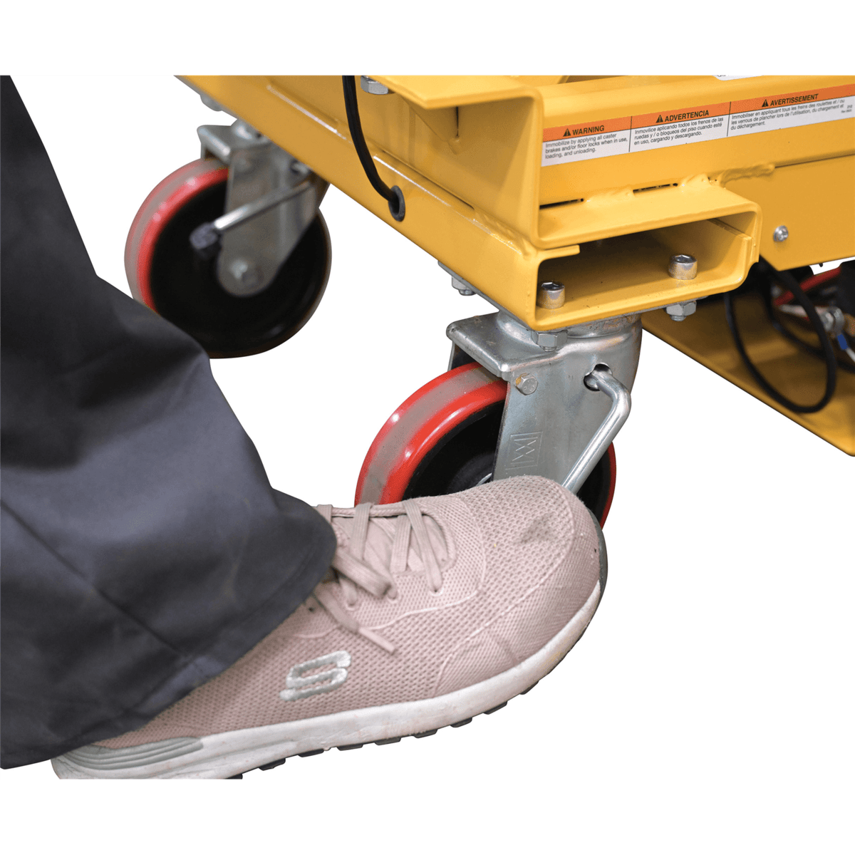 Vestil Steel DC Powered Hydraulic Double Scissor Cart 20-1/2In x 39-3/4In 1000 Lb Yellow CART1000DDC