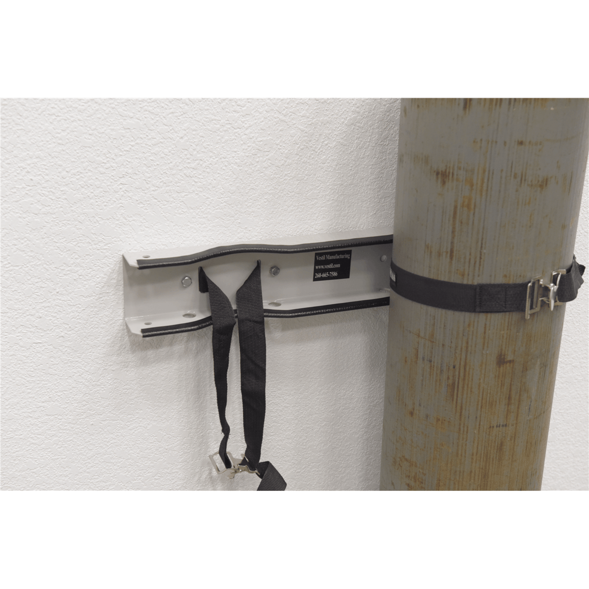Vestil Steel Wall-Mounted 2 Cylinder Bracket CB-W-2S