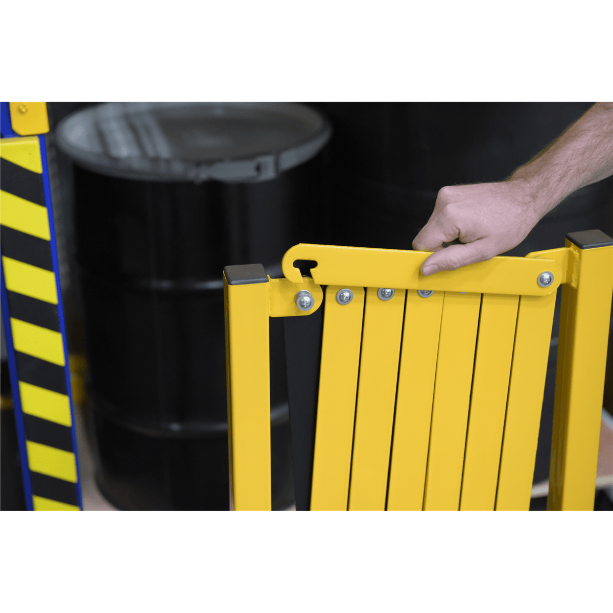 Vestil Steel Expand-A-Gate with Casters 45 In. x 45 In. x 39 In. 144 In. Yellow EXGATE-30-C