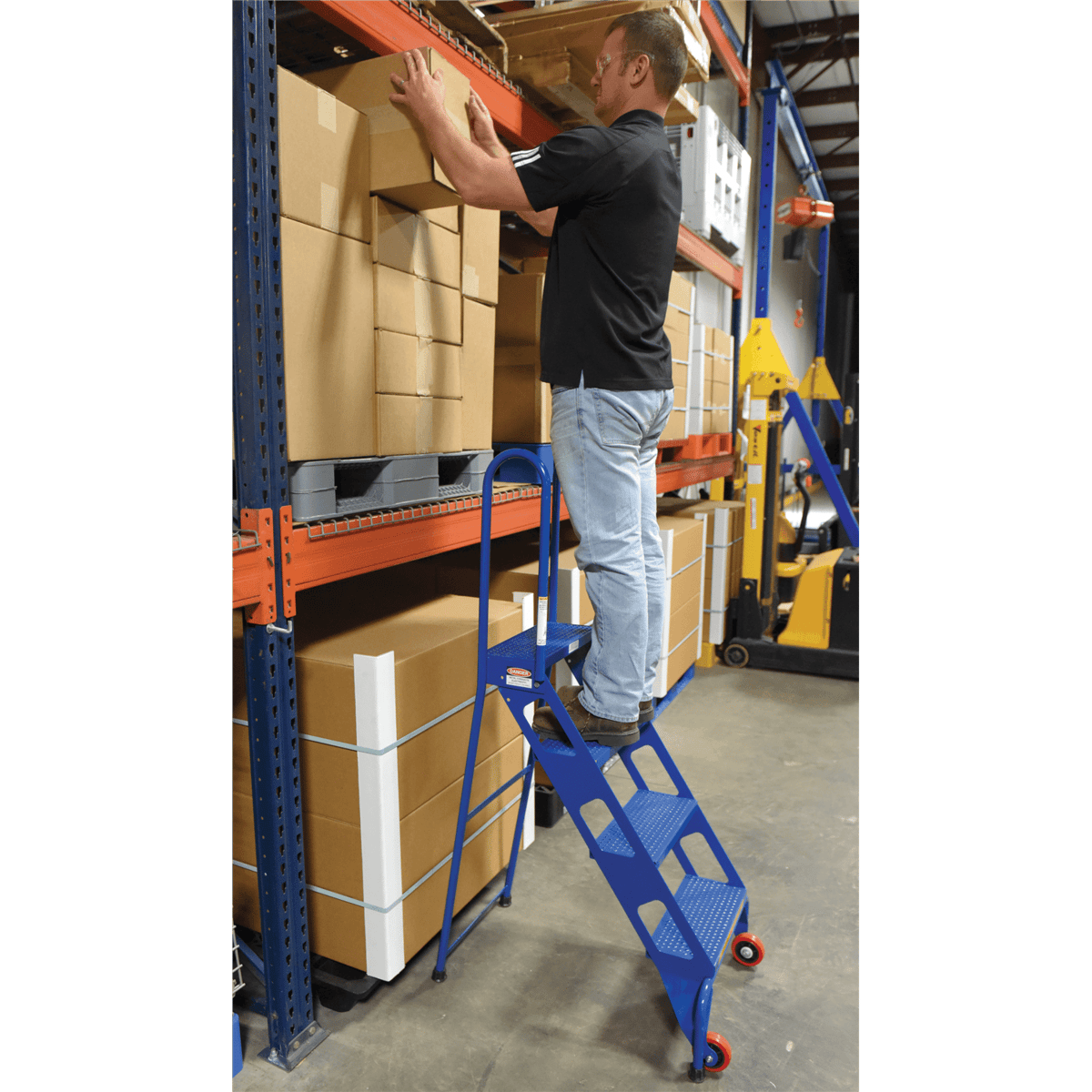 Vestil Steel Folding Ladder with Wheels 4 Step 350 Lb. Capacity Blue FLAD-4