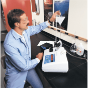 Hach Manual Flow Cell Kit for 2100N and 2100AN Turbidimeters, 4744900