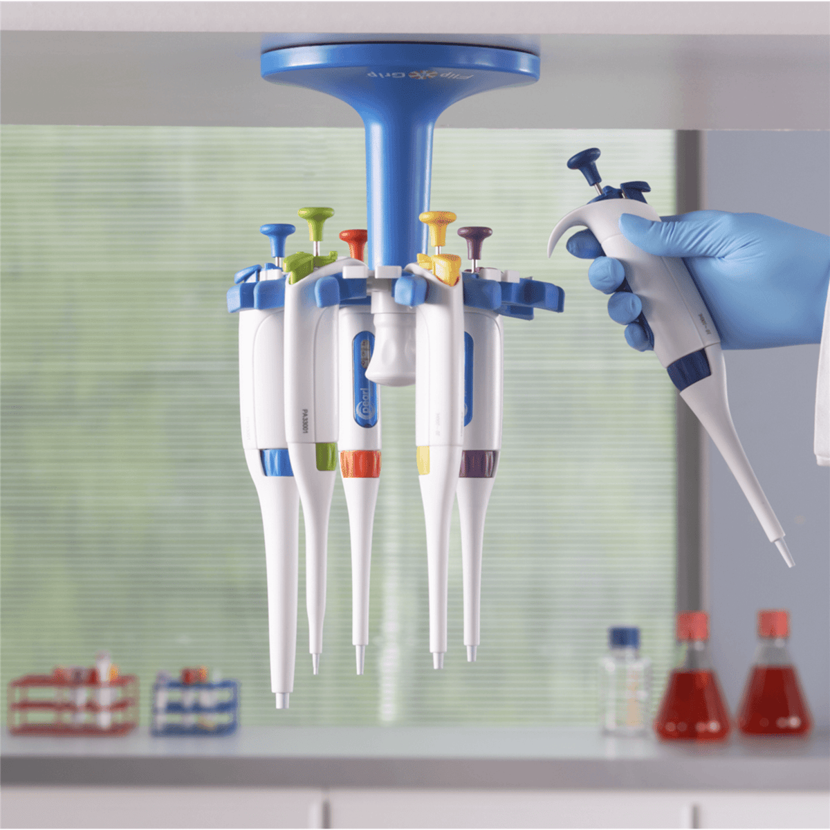 Flip & Grip® Pipette Holder, Blue